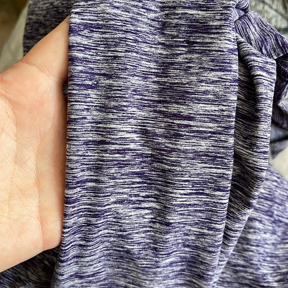 2 for 1 ADIDAS long sleeve workout tops! - Picture 4 of 6